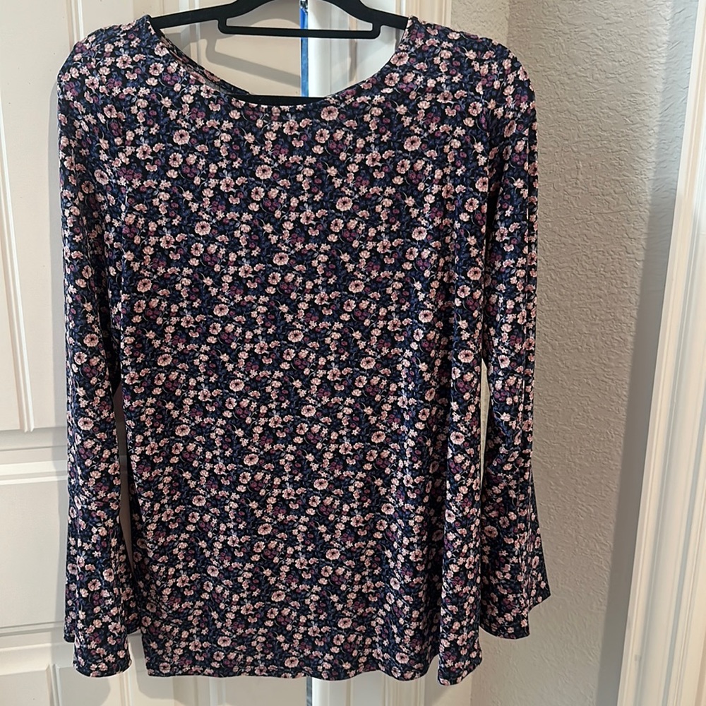 Floral maternity top